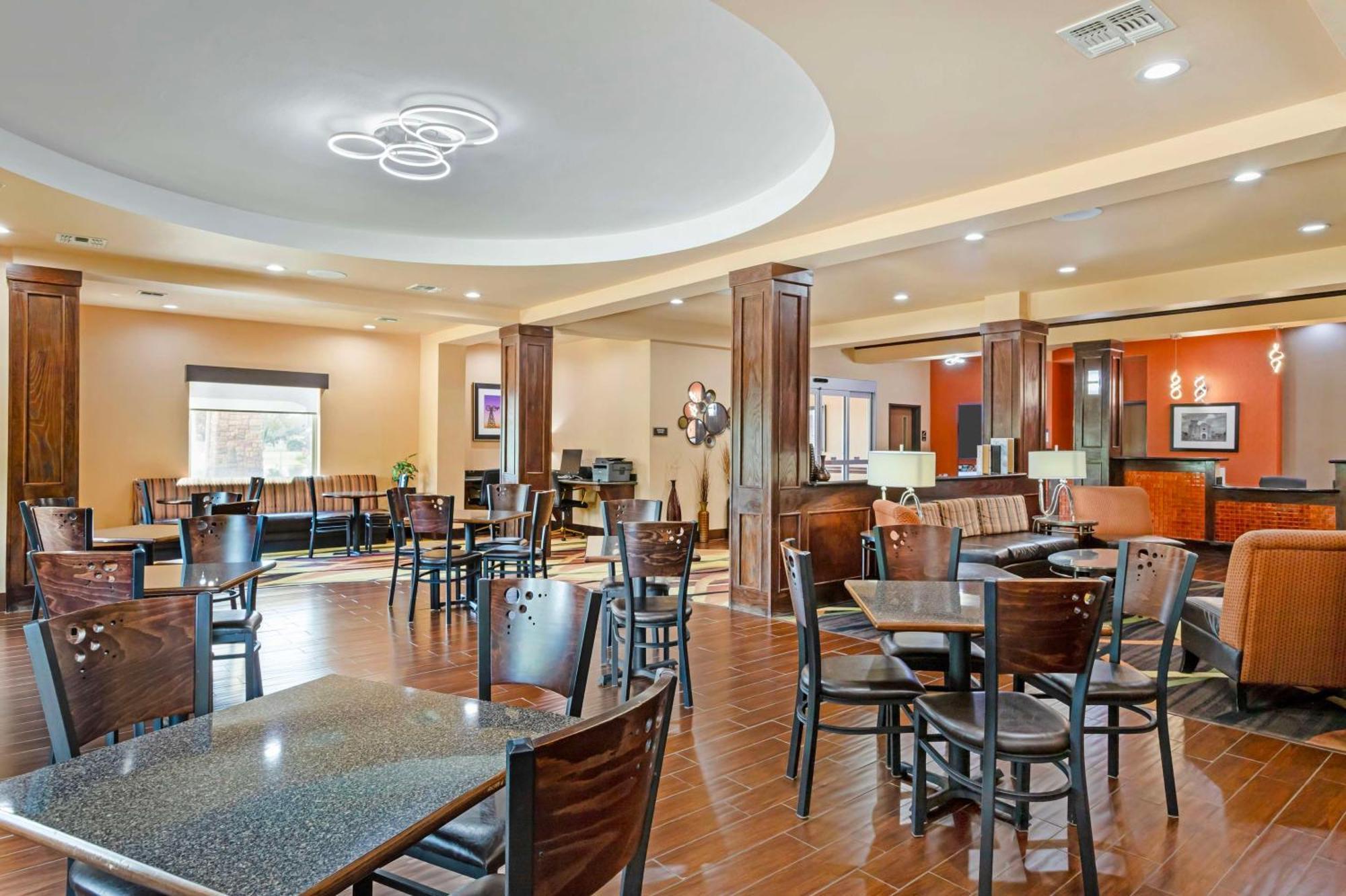 Best Western Plus Goliad Inn & Suites Exterior foto